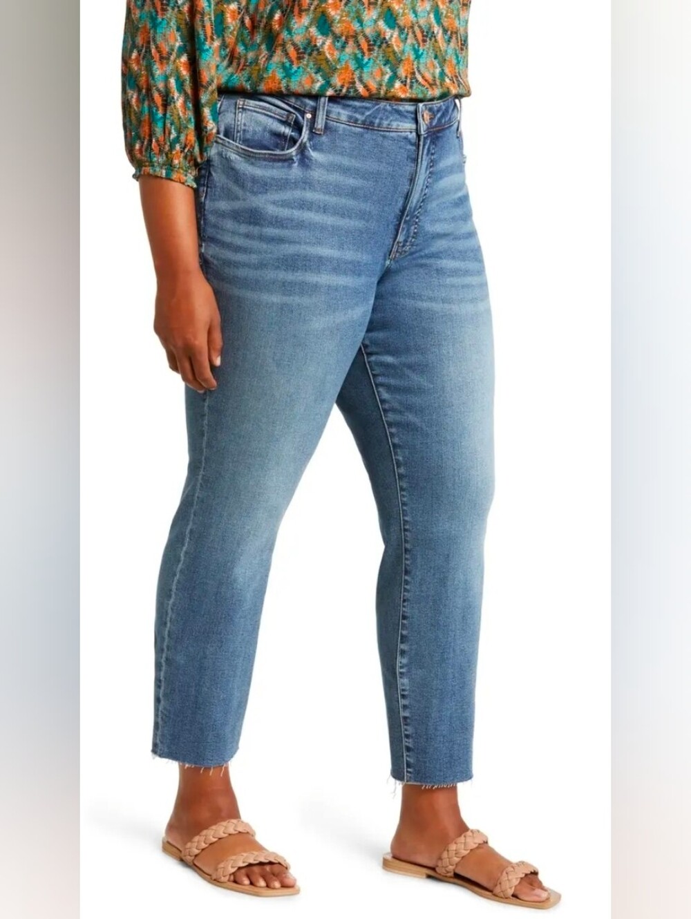 Kut from the Kloth Distressed Mid-Blue Women's Crop Jeans